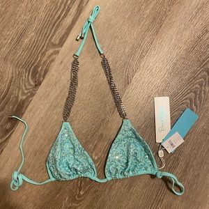 Women’s beach bunny bikini top. Size LG. NWT